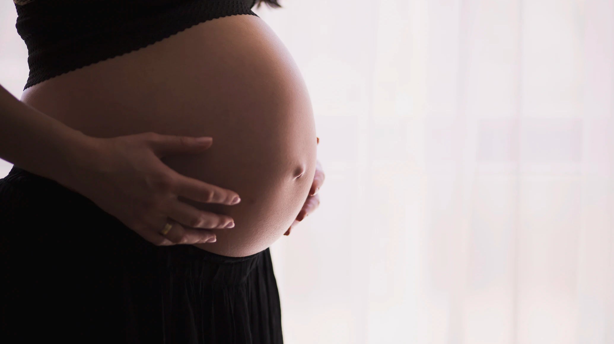 Las 4 mejores fajas para la recuperación posparto